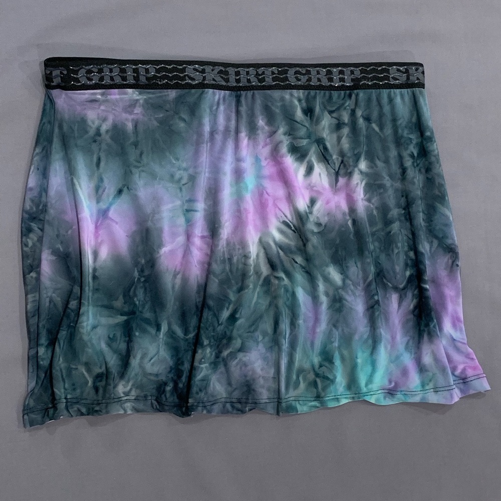 Skirt Grip - The Athletic Skirt - purple tie dye